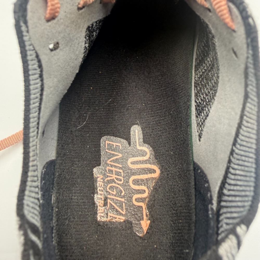 Brooks Levitate 4 Black Running Shoes Pink Sneakers Women's Size 9 B 12032513041 - Picture 9 of 9